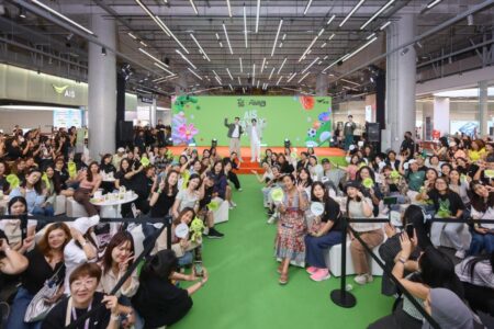 AIS จัดกิจกรรม “AIS Family Time” สุดอบอุ่น ชวนลูกค้าทั่วไทยร่วมครอบครัว AIS พร้อมสองหนุ่ม “พี่จอง-คัลแลน” ขวัญใจมหาชน เตรียมเดินสายต่อเนื่อง