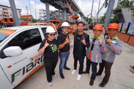 AIS ร่วมมือกับ กสทช. จังหวัดสมุทรปราการ การฟ้านครหลวง และสำนักงานตำรวจแห่งชาติ เดินหน้าจัดระเบียบสายสื่อสารลงใต้ดิน บริเวณถนนเทพารักษ์ เสริมความปลอดภัยและทัศนียภาพเมือง