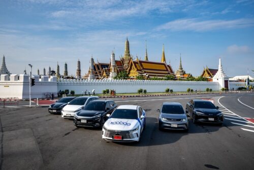 บีวายดี ส่งมอบรถยนต์พลังงานใหม่ คันที่ 100,000 ของประเทศไทย พร้อมมอบรางวัล BYD KUNLUN AWARD ให้ดีลเลอร์และเซลส์ ที่มีผลงานยอดเยี่ยม