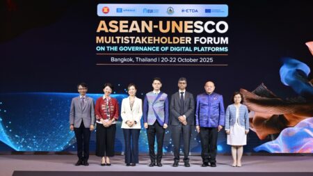 ดีอี จับมือ ASEAN และ UNESCO เร่งพัฒนามาตรการร่วมกำหนด “อนาคตธรรมาภิบาลแพลตฟอร์มดิจิทัล” สู่กรอบความร่วมมือระดับภูมิภาค