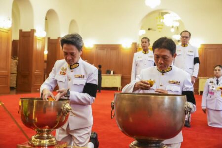 เอไอเอส ร่วมแสดงความอาลัย นำคณะผู้บริหารเข้าถวายน้ำสรงพระศพ สมเด็จพระเจ้าลูกเธอ เจ้าฟ้าพัชรกิติยาภา นเรนทิราเทพยวดี กรมหลวงราชสาริณีสิริพัชร มหาวัชรราชธิดา พร้อมสนับสนุนภารกิจการสื่อสารอำนวยความสะดวกประชาชนร่วมพิธี